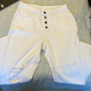 White distressed jean.
